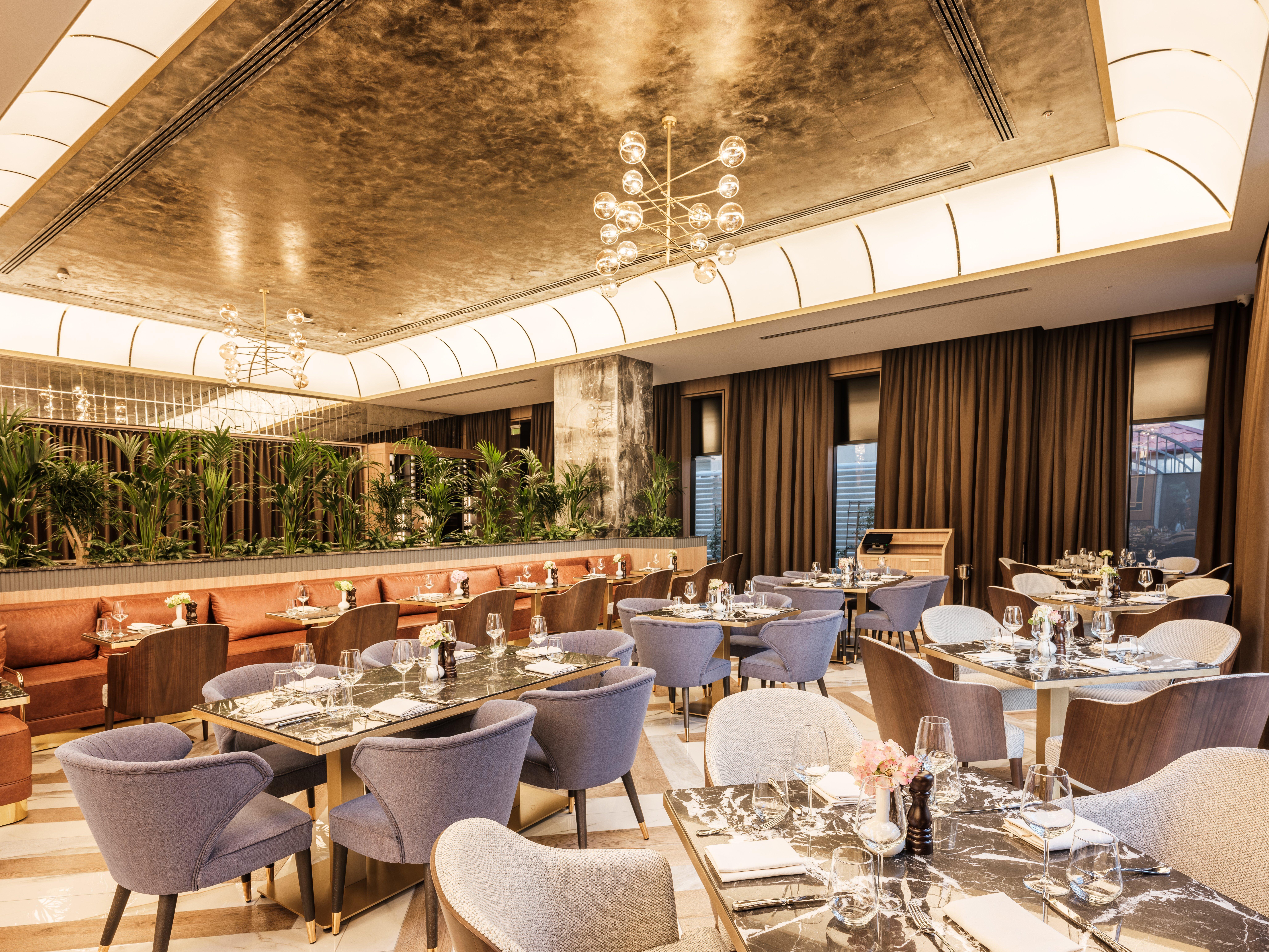 Intercontinental Baku By Ihg Exterior foto The interior of the restaurant