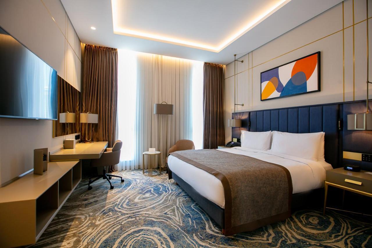 Intercontinental Baku By Ihg Exterior foto Deluxe Room